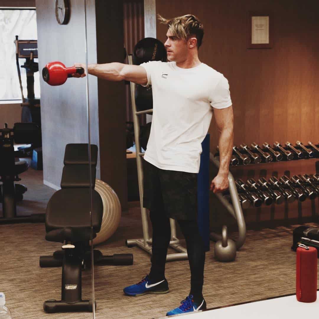 zac efron baywatch workout