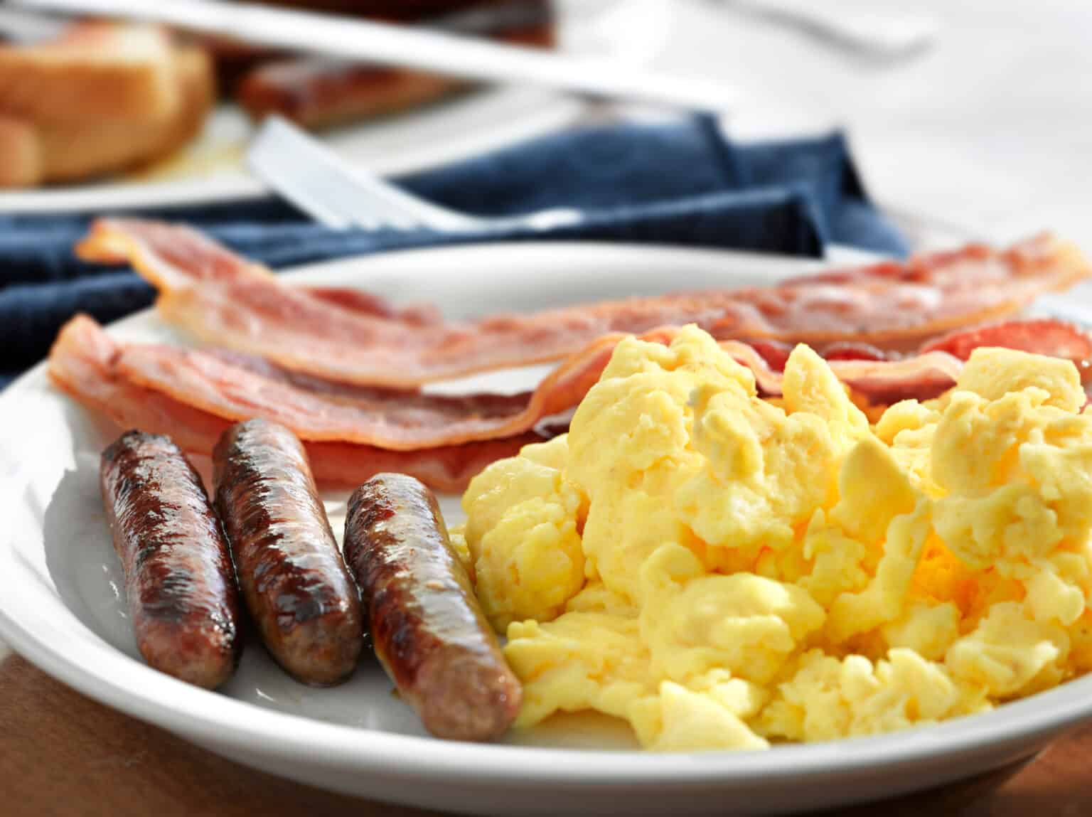 13 Easy and Quick Keto Egg Breakfast Recipes - Be in shape